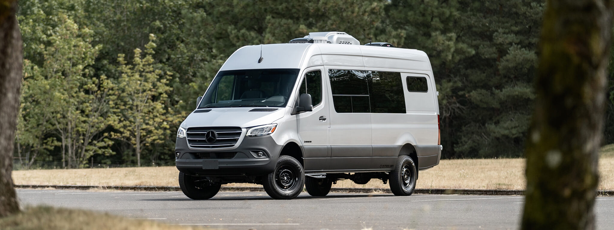 custom van conversion Loma 2021 mercedes benz sprinter 170 4wd seat four sleep three