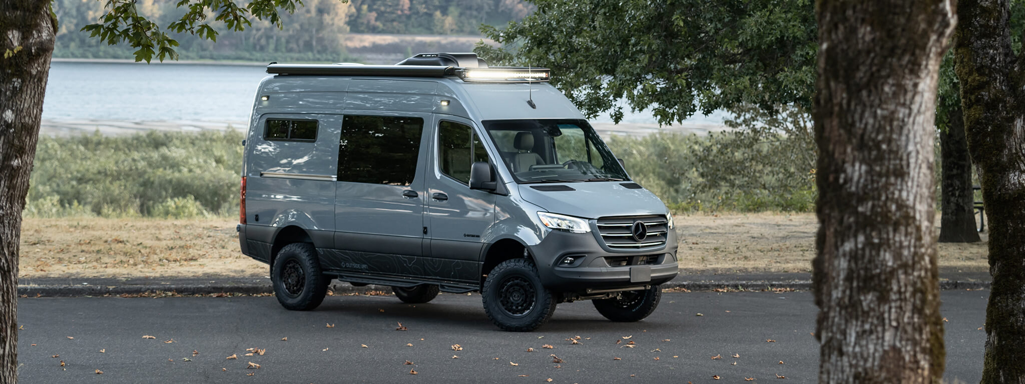 custom van conversion transporter 2022 mercedes benz sprinter 144 4wd