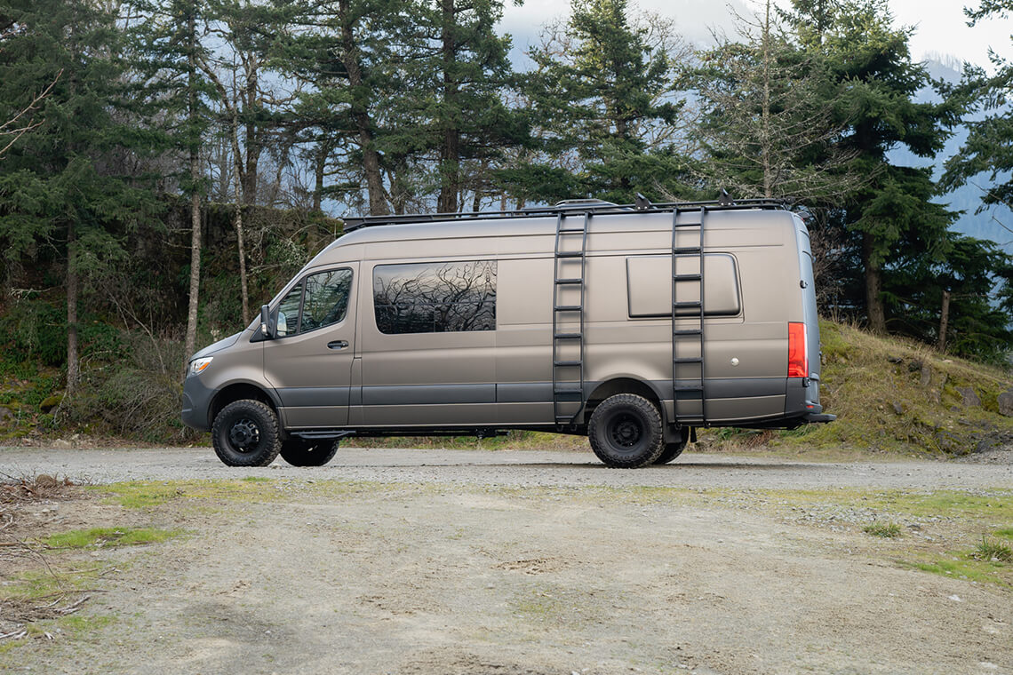 Sprinter 170 EXT exterior driver-side profile with two side ladders